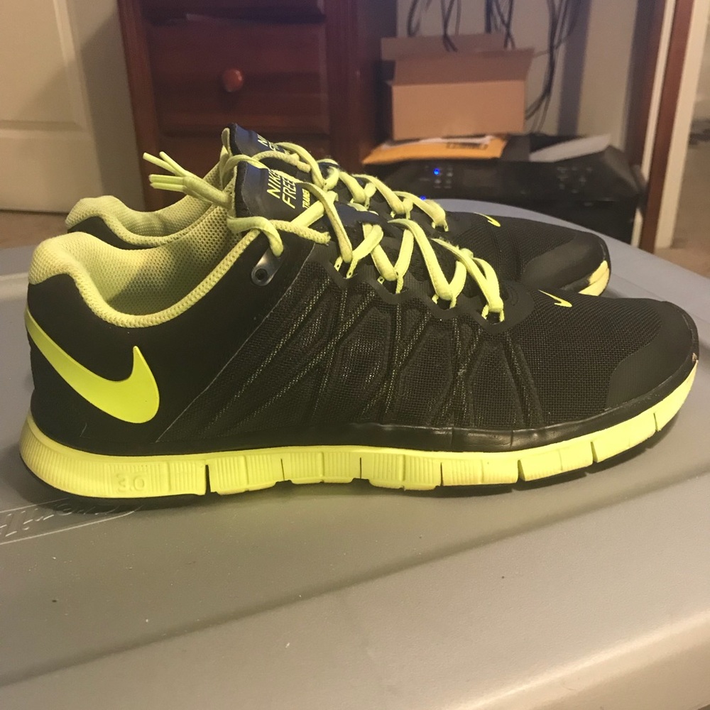 Nike Free Trainer 3.0 Natural (10.5 - Black/Neon)